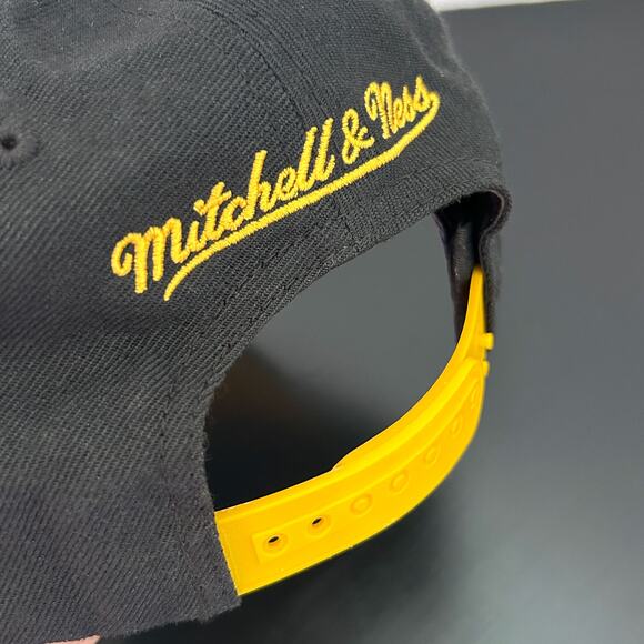 NBA Golden State Warriors Mitchell & Ness Snapback Hat Stephen Curry #30 - Picture 6 of 8